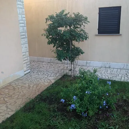 克里斯蒂娜别墅公寓