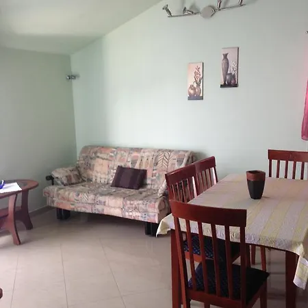 克里斯蒂娜别墅公寓