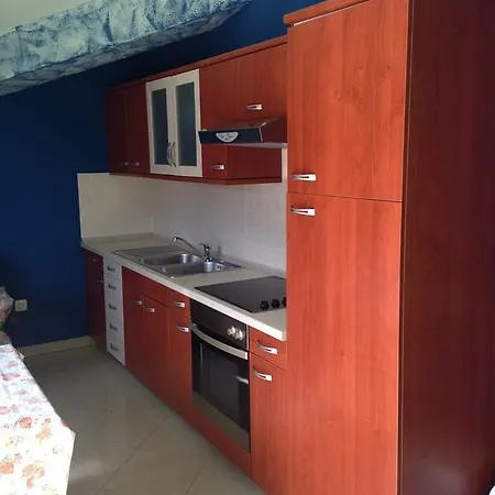 아파트 Kristina 풀라