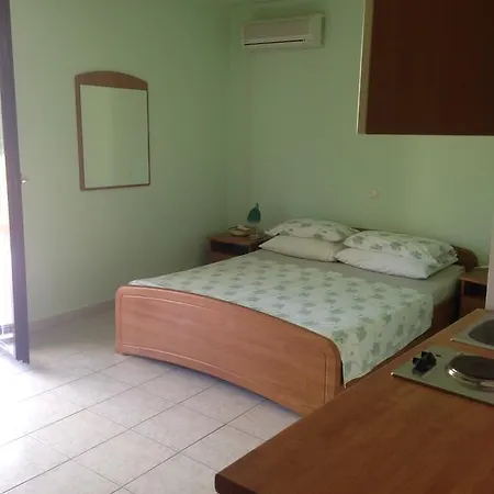 Kristina Apartment *